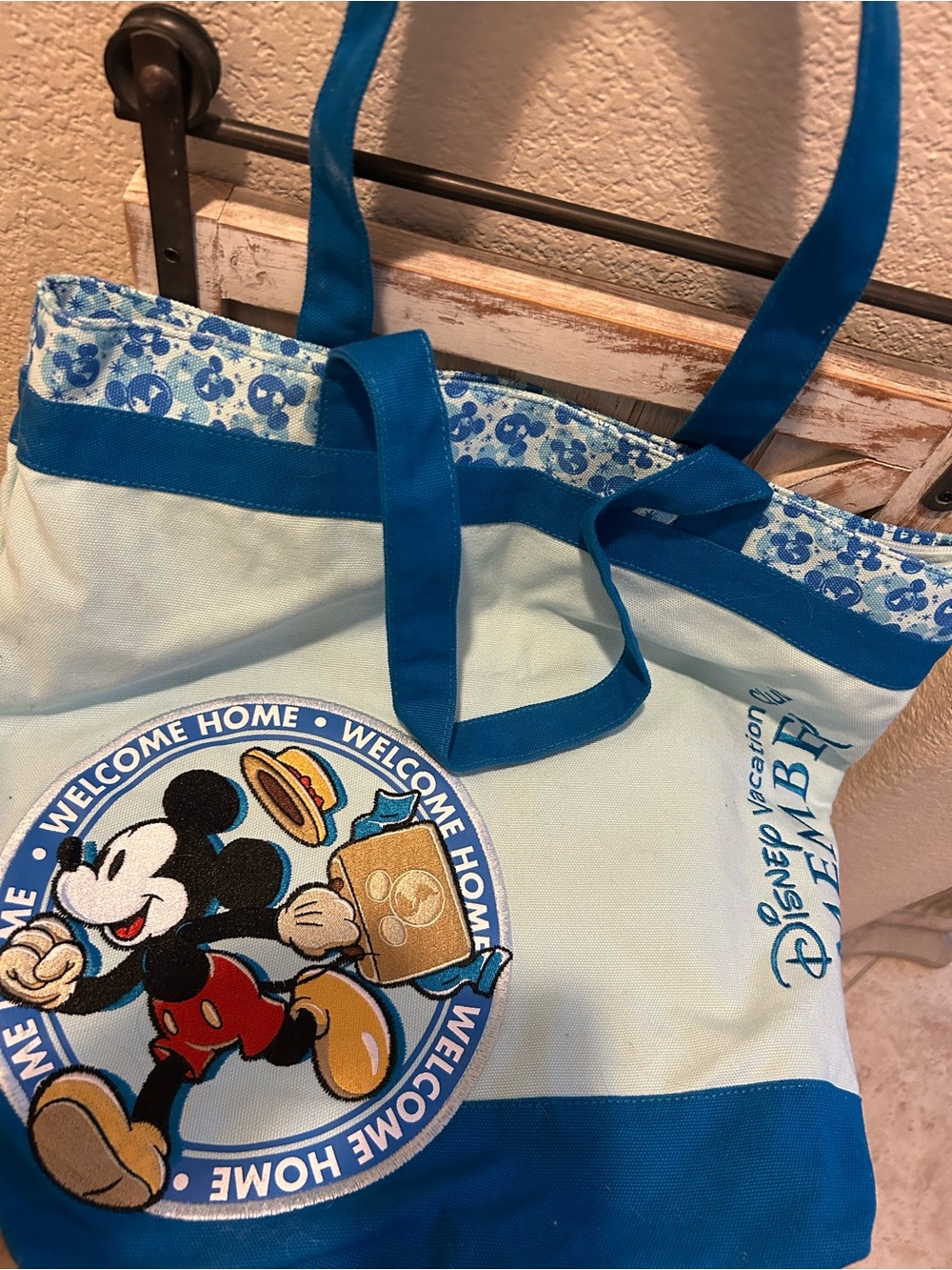 Disney Vacation Club Member Exclusive Welcome Home Canvas Tote Bag Mickey Mouse